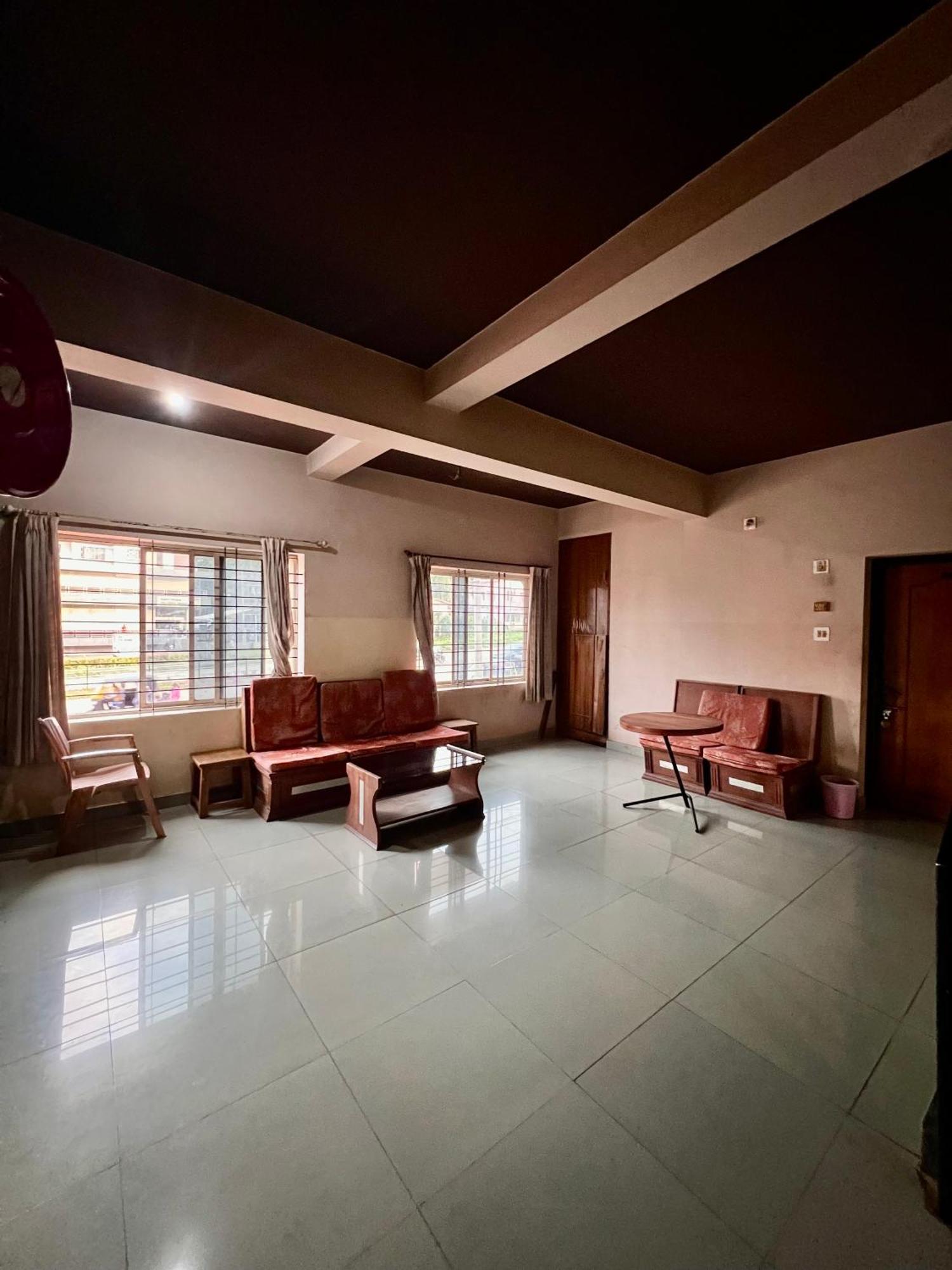 Sai Sagar Hotel Manipal Ngoại thất bức ảnh